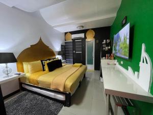 Postel nebo postele na pokoji v ubytování Italy Condotel Darasa