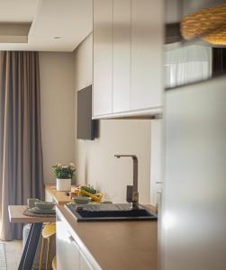 O bucătărie sau chicinetă la K46 Residence