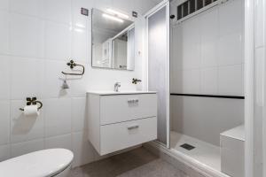 Kúpeľňa v ubytovaní Sur Suites Perla 6-4