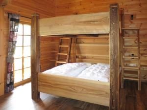 Postel nebo postele na pokoji v ubytování Chalet Aualm-1 by Interhome + 15 fotografií