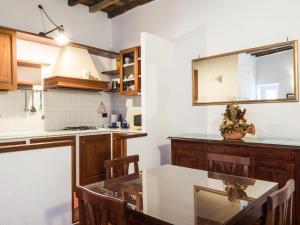 Dapur atau dapur kecil di Apartment Forum Domus by Interhome