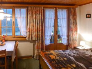 Foto da galeria de Apartment Chalet Marie Rosa-3 by Interhome em Grindelwald