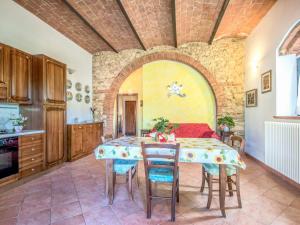 Η κουζίνα ή μικρή κουζίνα στο Holiday Home Coast-1 by Interhome