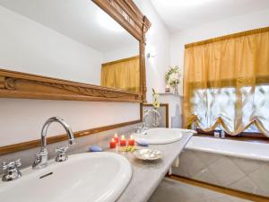Kúpeľňa v ubytovaní Villa Angeli by Interhome