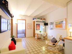 Posedenie v ubytovaní Apartment Eixample Dret Valencia - Cartagena by Interhome