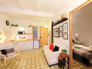 Kuchyňa alebo kuchynka v ubytovaní Apartment Eixample Dret Valencia - Cartagena by Interhome
