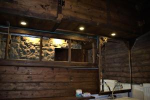 Fotografie z fotogalerie ubytování Μικρή Πέτρινη Μεζονέτα 2 v destinaci Lílaia