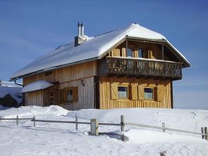 Holiday Home Weissmann by Interhome v zime