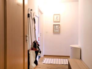 Fotografie z fotogalerie ubytování Apartment Chesa Romantica 17 by Interhome v destinaci St. Moritz