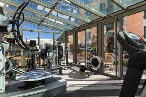 Fitness centrum a/nebo fitness zařízení v ubytování Hôtel Spa Thermalia