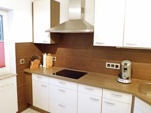 Köök või kööginurk majutusasutuses Holiday Home Krämer by Interhome
