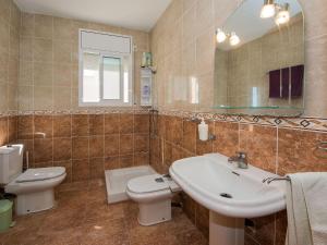 Kúpeľňa v ubytovaní Holiday Home Juan by Interhome