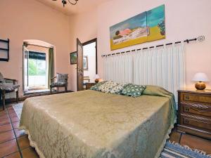 Posteľ alebo postele v izbe v ubytovaní Holiday Home Can Trullas by Interhome