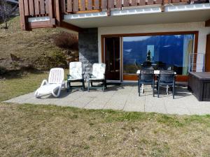 Patio nebo venkovní prostory v ubytování Apartment Fénestral R01 by Interhome + 8 fotografií