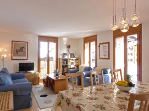 Posezení v ubytování Apartment Eden Apt-D by Interhome
