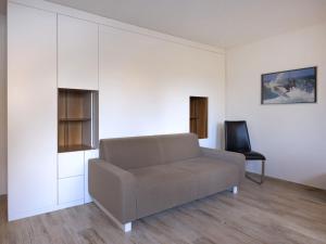 Χώρος καθιστικού στο Apartment Chesa Munteratsch 311 by Interhome