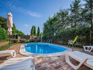 Bazén v ubytování Holiday Home Ivanka by Interhome nebo v jeho okolí + 32 fotografií