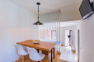 TV a/nebo společenská místnost v ubytování Porto Apartments - Sé