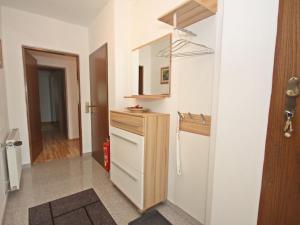 Küche/Küchenzeile in der Unterkunft Holiday Home Berg by Interhome