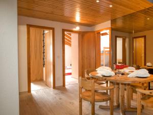 Posezení v ubytování Apartment Granit-5 by Interhome