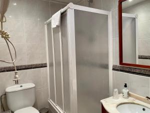 Affittacamere HOSTAL GALICIA CARDEDEU (Spagna Cardedeu ...