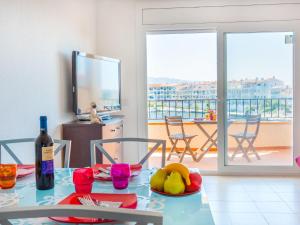 Balkón alebo terasa v ubytovaní Apartment Sant Maurici-19 by Interhome