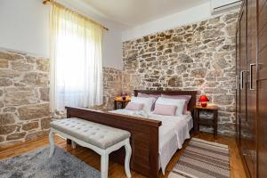 Ένα ή περισσότερα κρεβάτια σε δωμάτιο στο Holiday Home Frane +41 φωτογραφίες