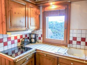 Kuchyň nebo kuchyňský kout v ubytování Apartment Ginabelle 1-1 by Interhome + 14 fotografií