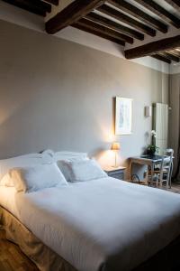 Gallery image of Hotel de France in Saint-Maximin-la-Sainte-Baume