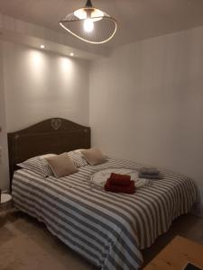 Postel nebo postele na pokoji v ubytování LE LAVANDIN