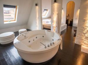 Koupelna v ubytování B&B Suites FEEK + 37 fotografií