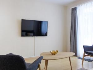 TV a/nebo společenská místnost v ubytování Apartment Le Mans by Interhome