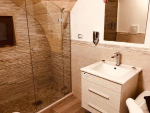 A bathroom at Mastropaolo42 Luxury B&B