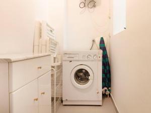 Kép Apartment Golf Sant Jordi by Interhome szállásáról Cambrilsban a galériában