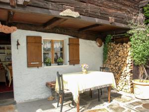 Gallery image of Holiday Home Rustico Refugio Paradiso Montana by Interhome in Malvaglia