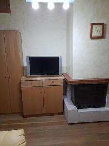 TV a/nebo společenská místnost v ubytování Casa Sigiu - La Vetta