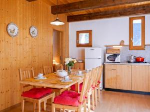 Η κουζίνα ή μικρή κουζίνα στο Holiday Home Casa Rustica Angela by Interhome