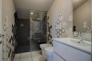 A bathroom at Resort Orizzonti