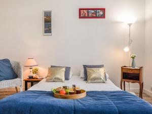 Ένα ή περισσότερα κρεβάτια σε δωμάτιο στο Apartment Le Dolmen by Interhome +16 φωτογραφίες