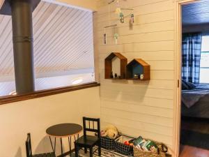 Posezení v ubytování Holiday Home Aurinko-saaga 2 paritalo by Interhome