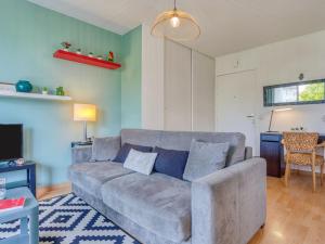 Posezení v ubytování Studio Les Terrasses du Golf by Interhome + 5 fotografií