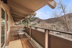 Gallery image of Standard 2 Bedroom Aspen Alps #407 in Aspen