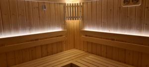 Fotografia z galérie ubytovania Karwia Plaza - Apartments - Domki z jacuzzi i sauną v destinácii Karwia