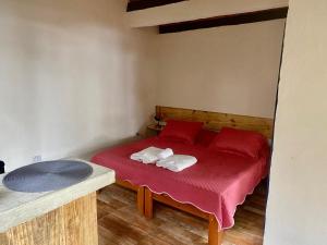 เตียงในห้องที่ Chalé Pau D’Alho - Pé na Areia - Curral, Ilhabela