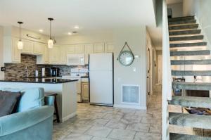A kitchen or kitchenette at 9 H Two Bedroom Condo