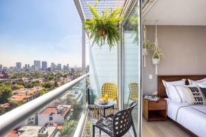 ULIV Polanco tesisinde bir balkon veya teras