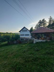 Zahrada ubytování Domaćinstvo Sindžirević