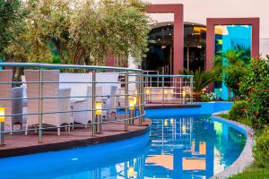 Bazén v ubytování Afandou Bay Resort Suites nebo v jeho okolí