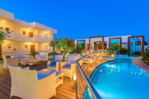 Bazén v ubytování Afandou Bay Resort Suites nebo v jeho okolí
