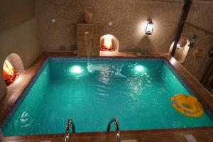 Bazén v ubytování نزل مزارعة التراثية mazarah heritage inn nebo v jeho okolí